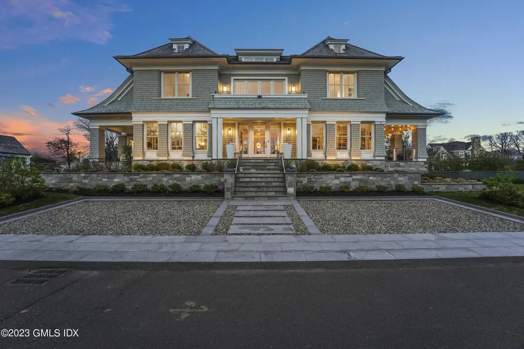 10 W Crossway Old Greenwich CT 06870