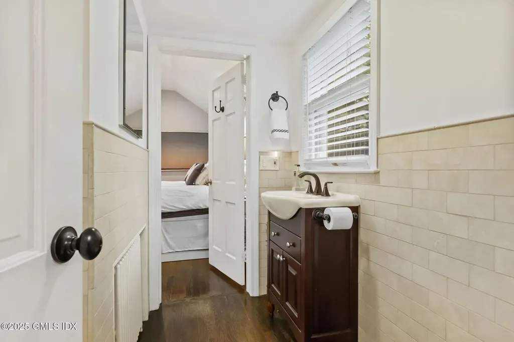 119 Hendrie Avenue Riverside CT 06878