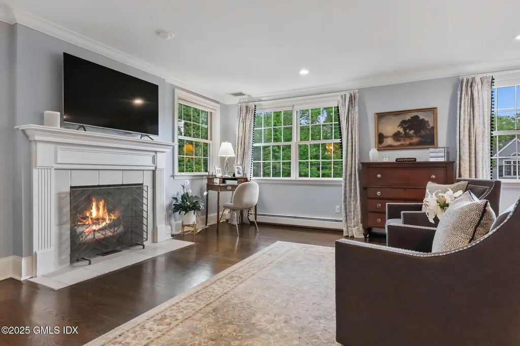 119 Hendrie Avenue Riverside CT 06878