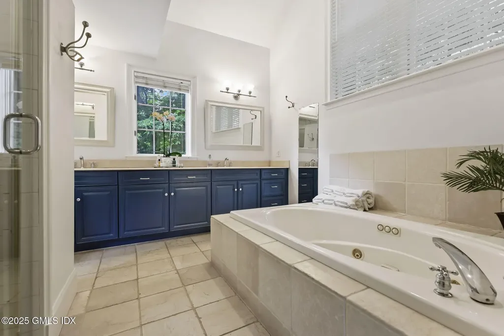 119 Hendrie Avenue Riverside CT 06878