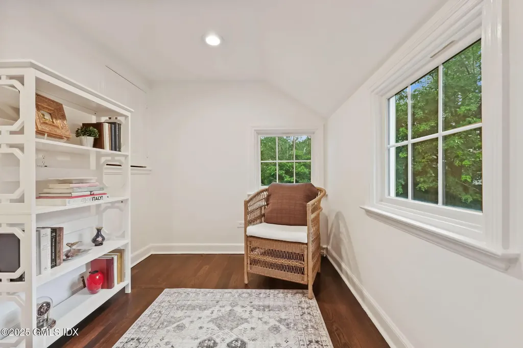 119 Hendrie Avenue Riverside CT 06878