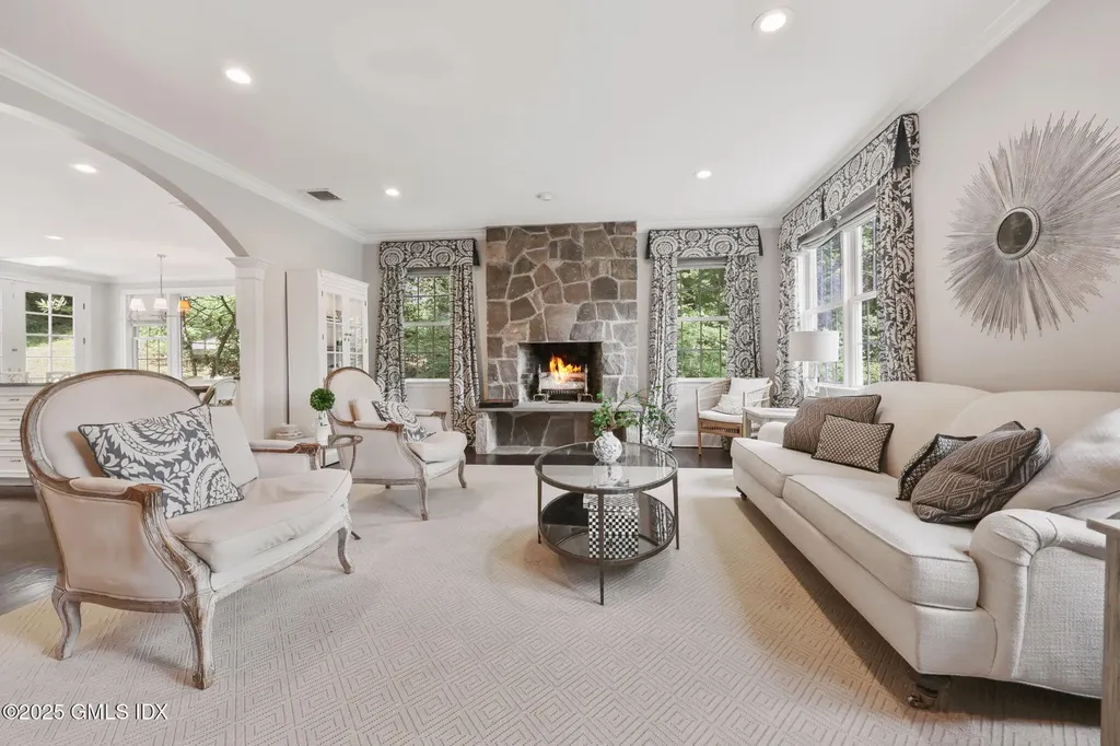 119 Hendrie Avenue Riverside CT 06878