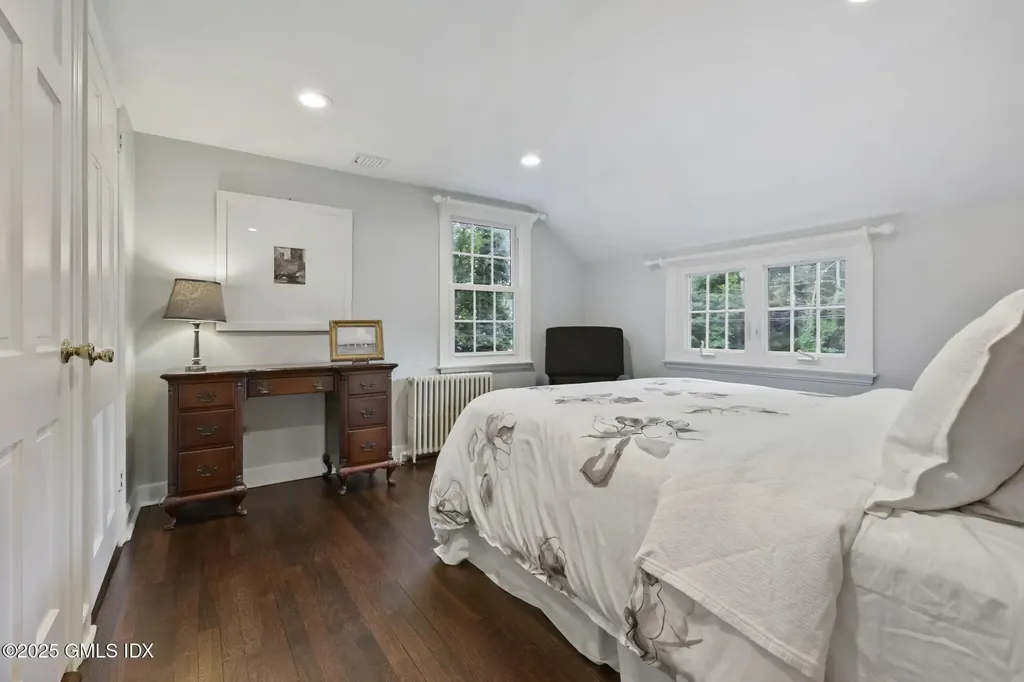 119 Hendrie Avenue Riverside CT 06878