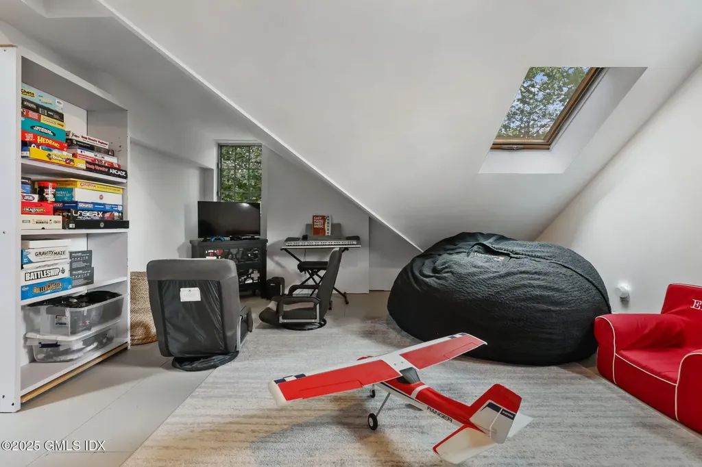 119 Hendrie Avenue Riverside CT 06878