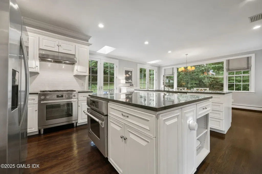 119 Hendrie Avenue Riverside CT 06878