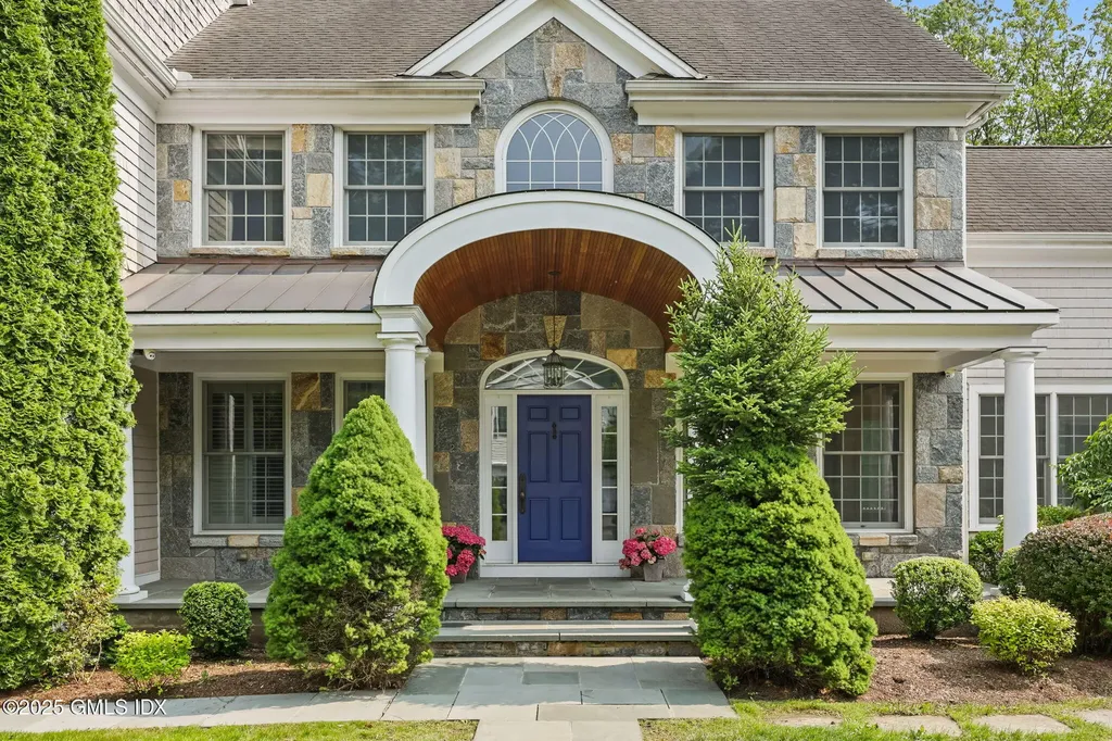 28 North Ridge Road Old Greenwich CT 06870