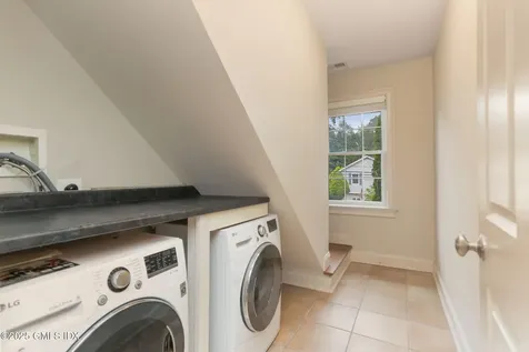 28 North Ridge Road Old Greenwich CT 06870