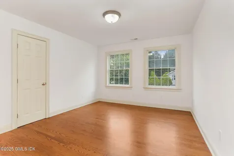 28 North Ridge Road Old Greenwich CT 06870