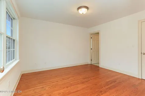 28 North Ridge Road Old Greenwich CT 06870