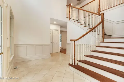 28 North Ridge Road Old Greenwich CT 06870