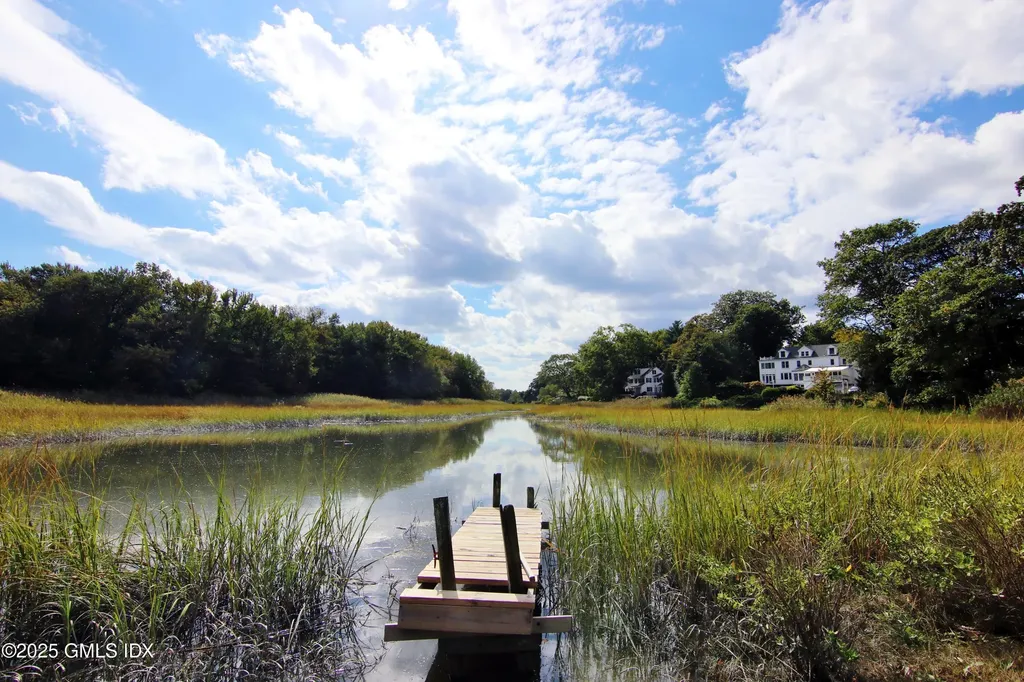 420 Davis Avenue Greenwich CT 06830