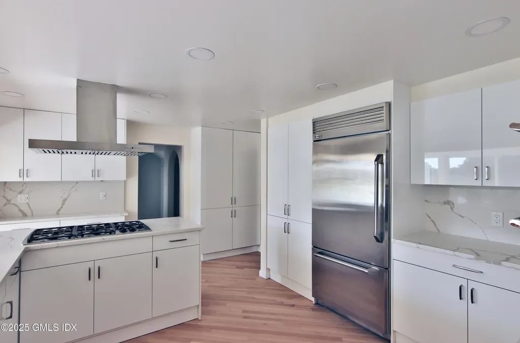 420 Davis Avenue Greenwich CT 06830