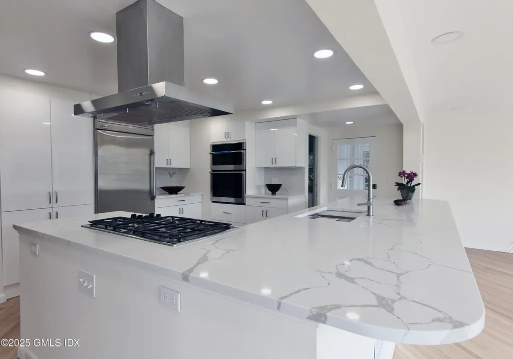 420 Davis Avenue Greenwich CT 06830