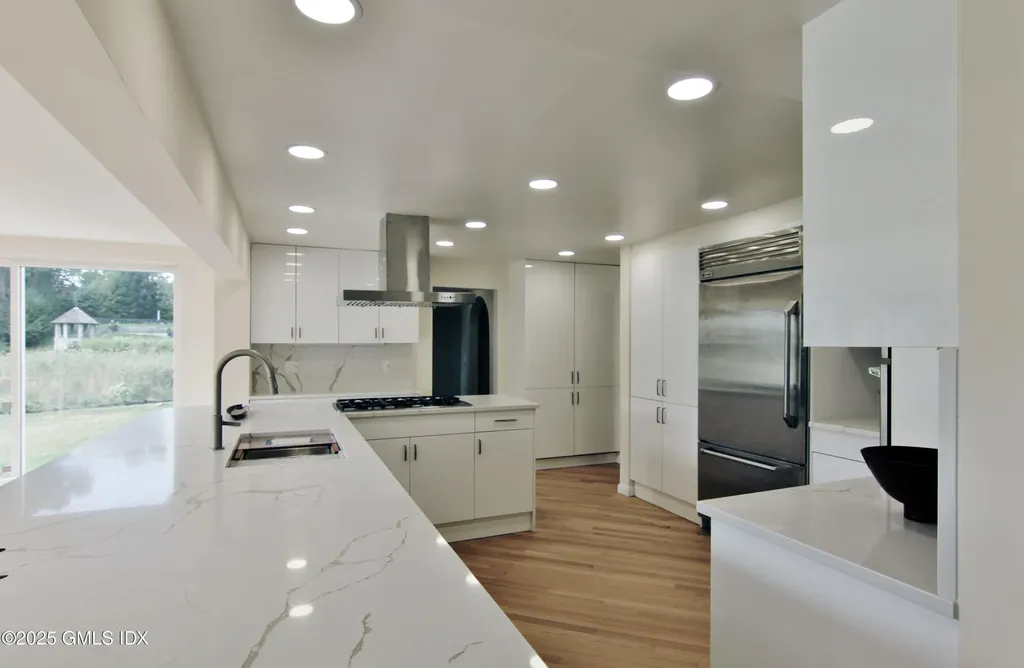 420 Davis Avenue Greenwich CT 06830