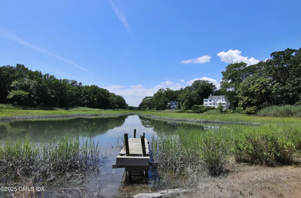 420 Davis Avenue Greenwich CT 06830