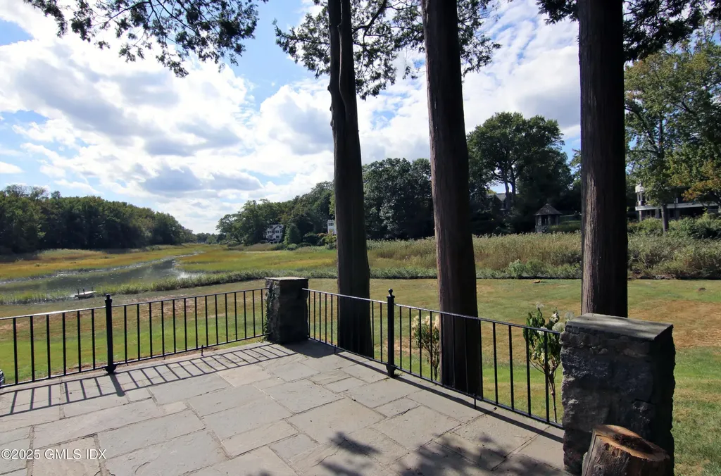 420 Davis Avenue Greenwich CT 06830