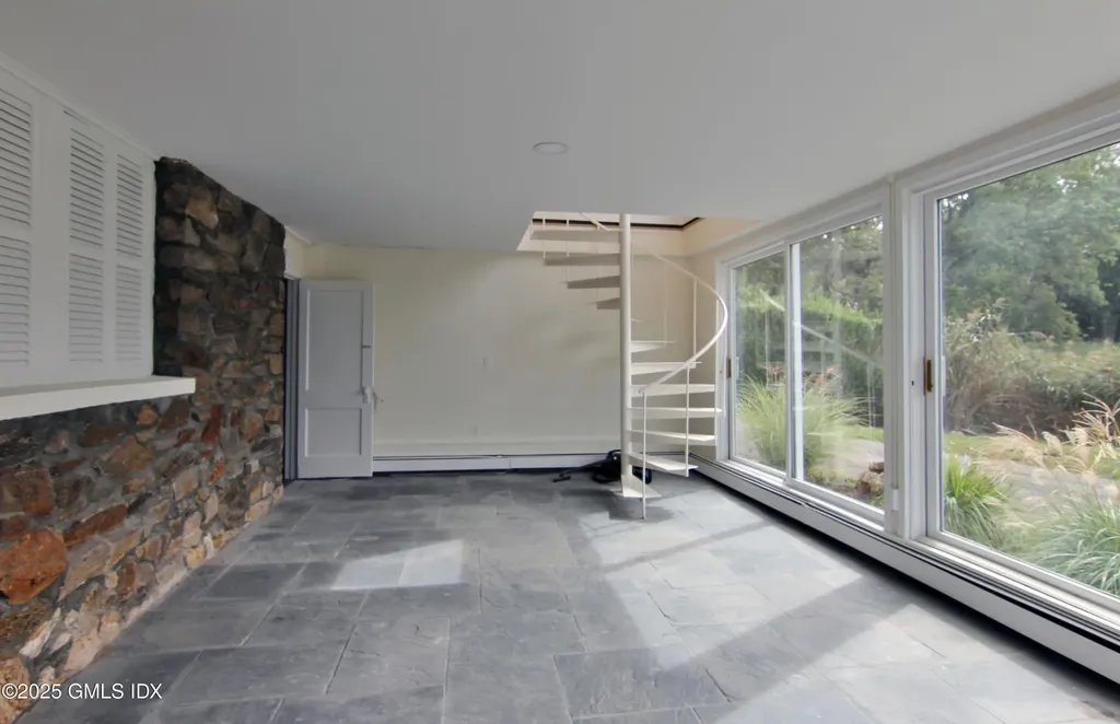 420 Davis Avenue Greenwich CT 06830