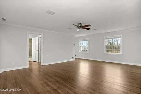 23 Oak Street Greenwich CT 06831