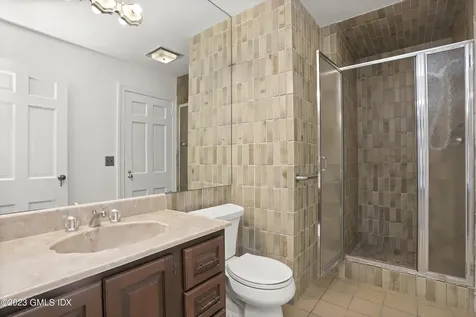 23 Oak Street Greenwich CT 06831