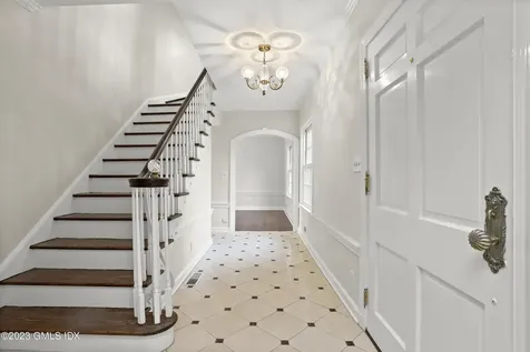 23 Oak Street Greenwich CT 06831