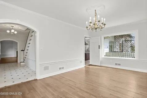 23 Oak Street Greenwich CT 06831