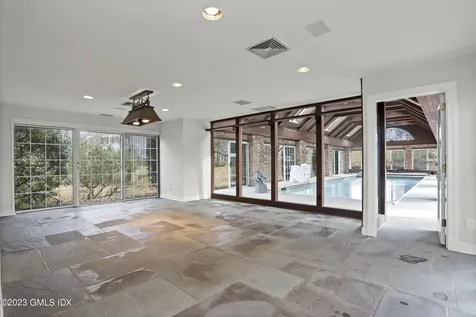 23 Oak Street Greenwich CT 06831