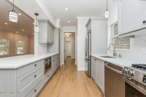 347 Delavan Avenue Greenwich CT 06831