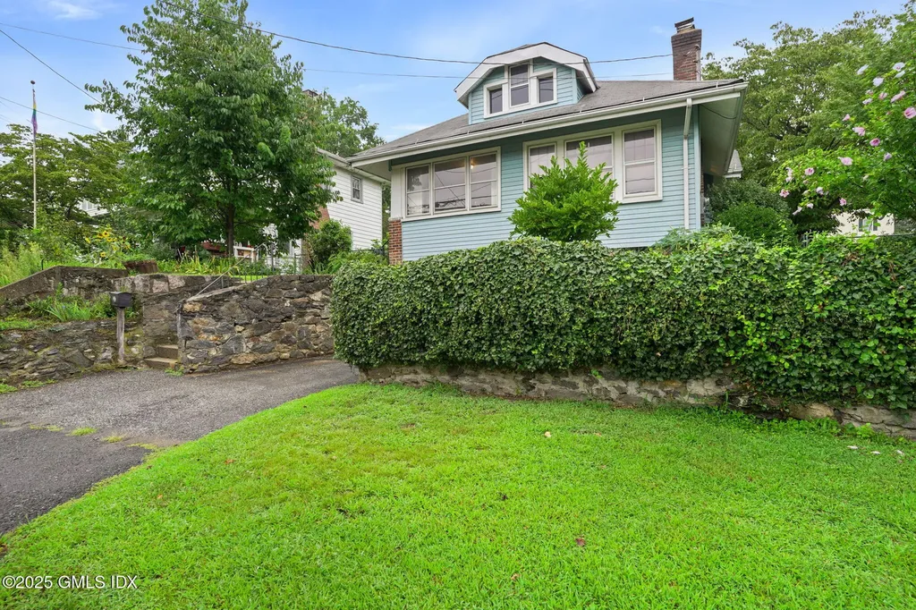 107 Pemberwick Road Greenwich CT 06831