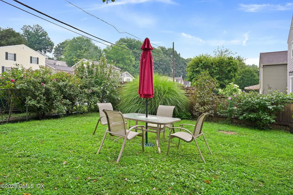 107 Pemberwick Road Greenwich CT 06831