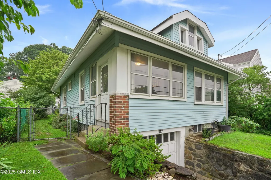 107 Pemberwick Road Greenwich CT 06831