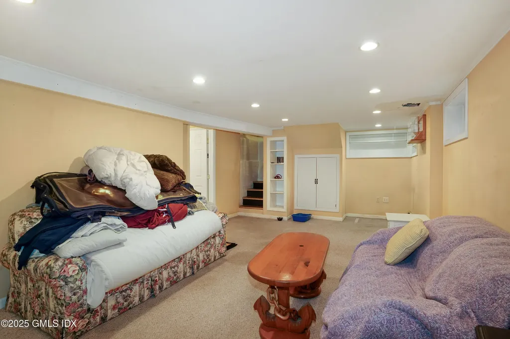 107 Pemberwick Road Greenwich CT 06831