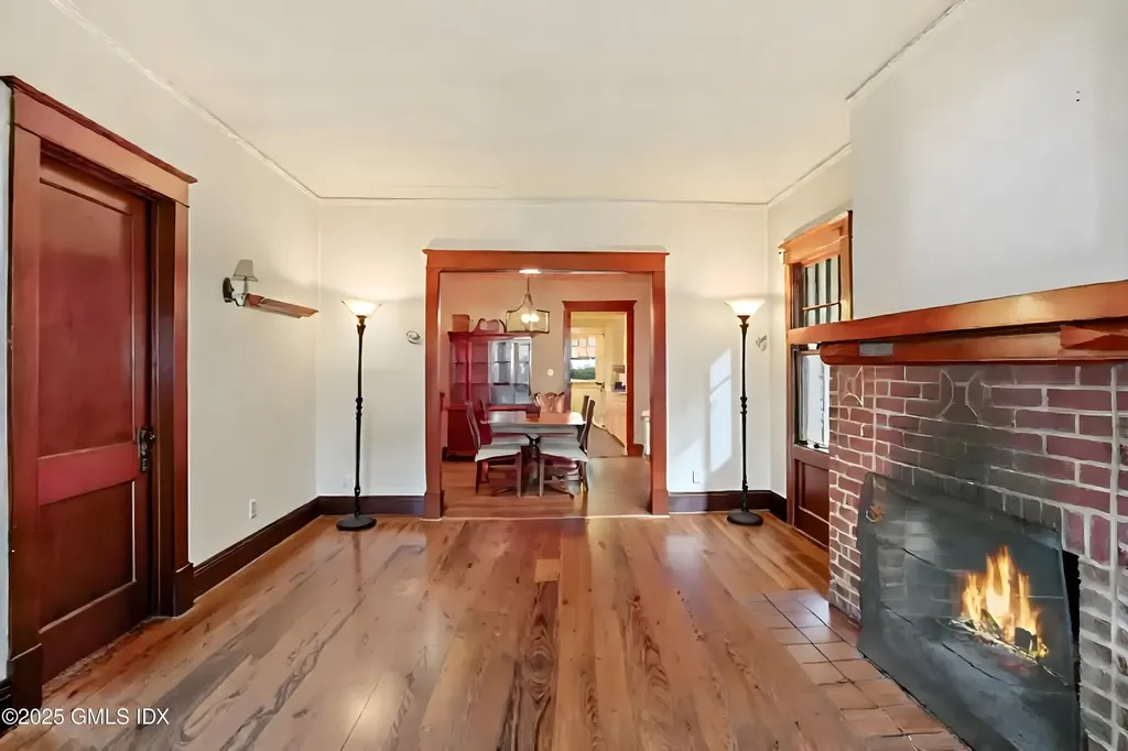 107 Pemberwick Road Greenwich CT 06831