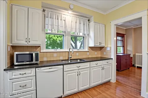 107 Pemberwick Road Greenwich CT 06831