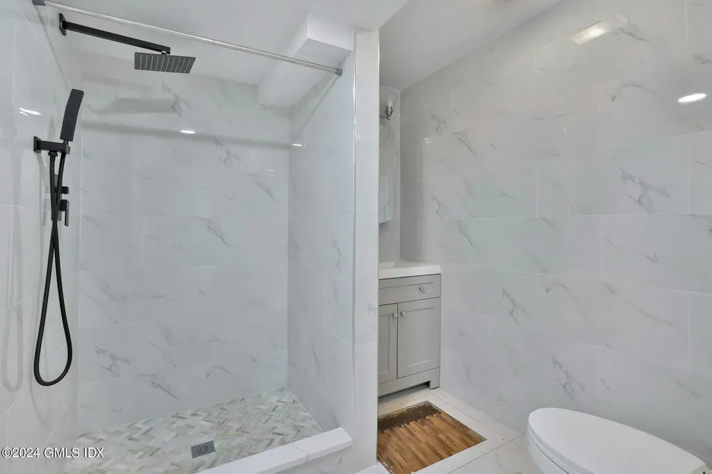 88 Indian Field Road Greenwich CT 06830