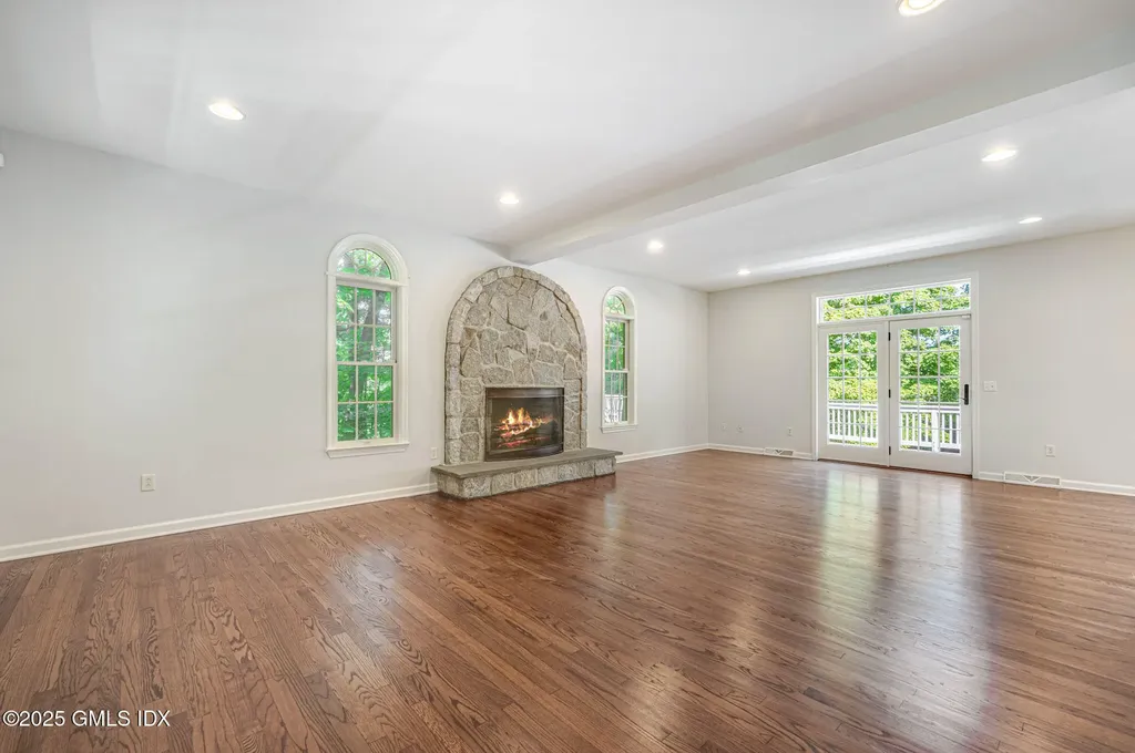 12 Hickory Drive Greenwich CT 06831