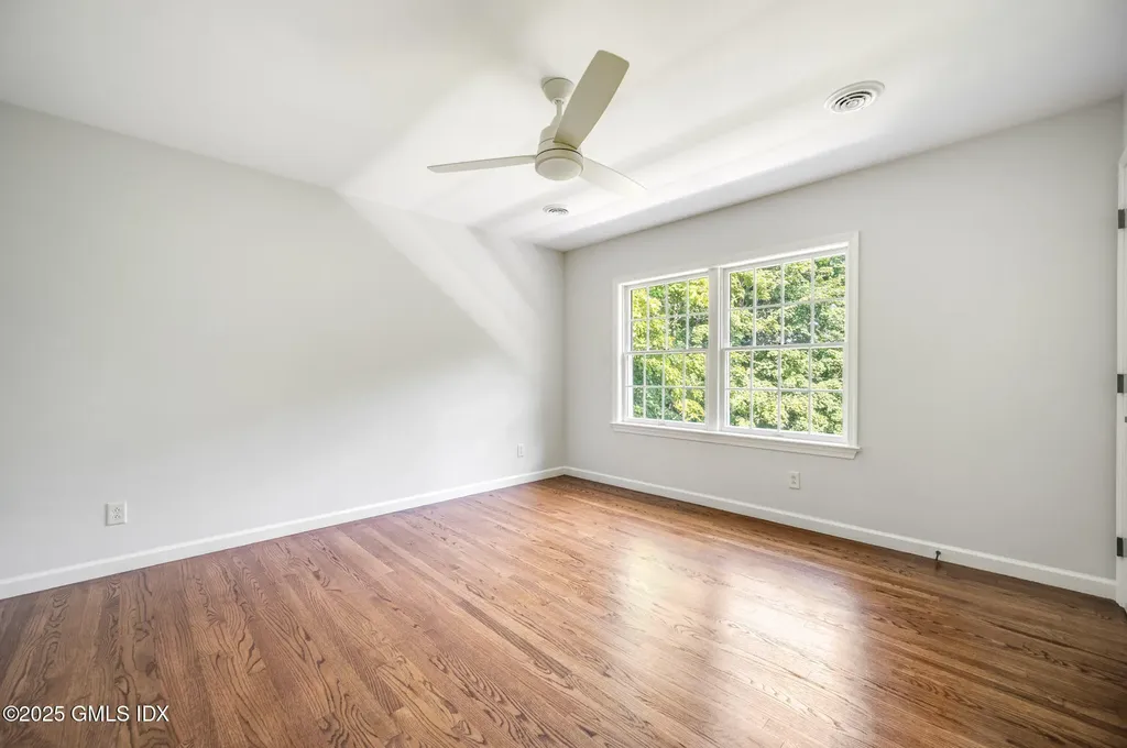 12 Hickory Drive Greenwich CT 06831