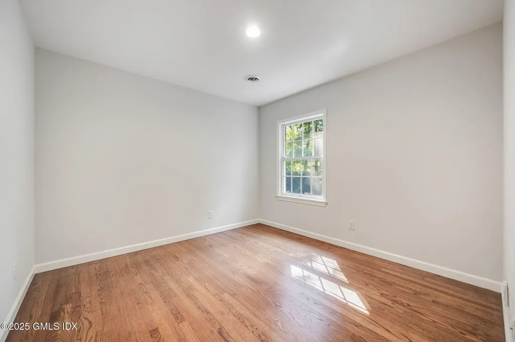 12 Hickory Drive Greenwich CT 06831