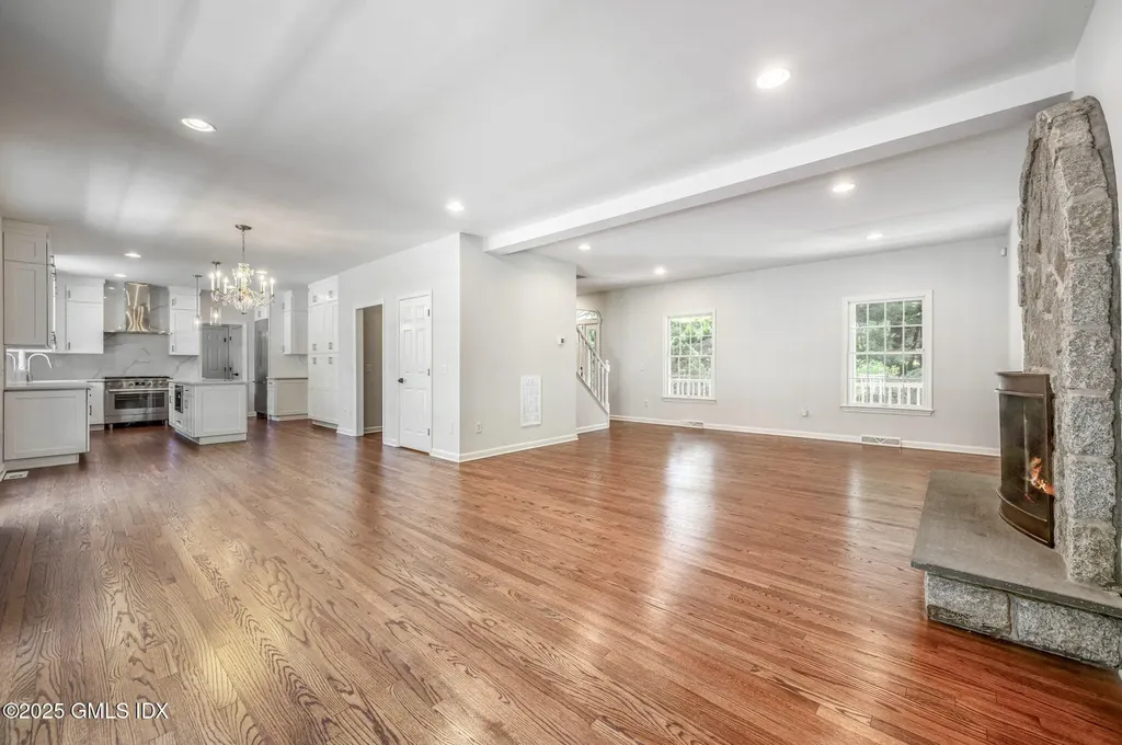 12 Hickory Drive Greenwich CT 06831