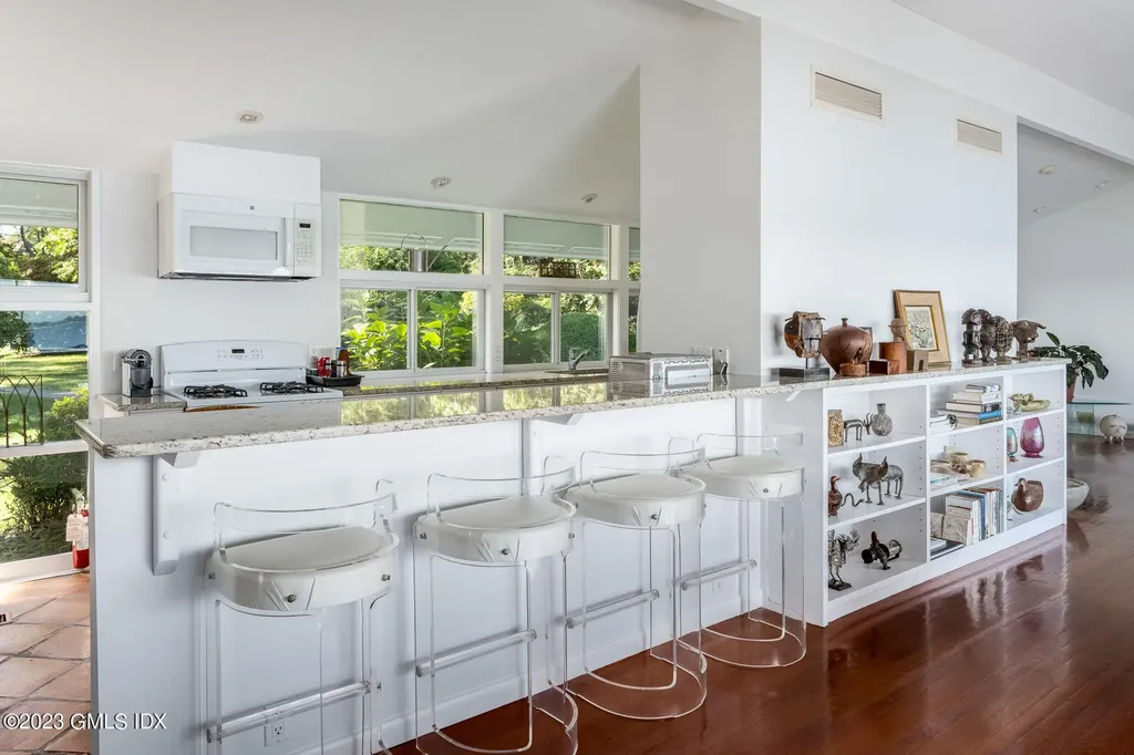 201 Byram Shore Road Greenwich CT 06830