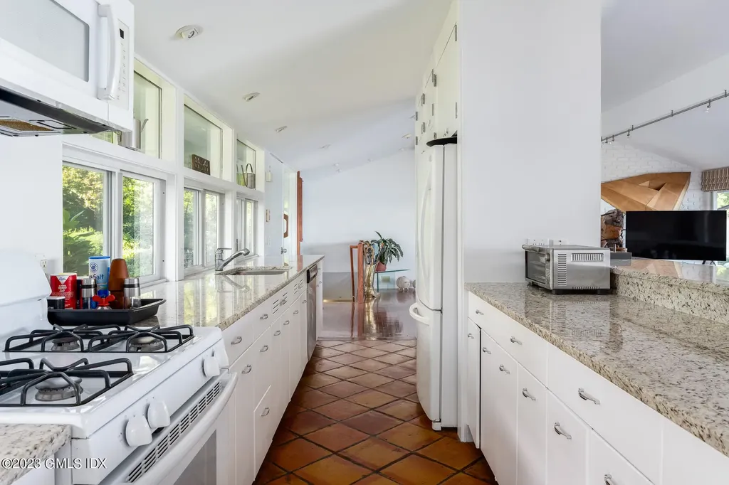 201 Byram Shore Road Greenwich CT 06830