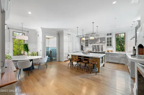 2 Martin Dale Greenwich CT 06830