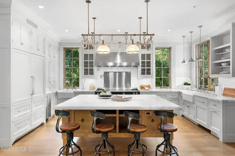 2 Martin Dale Greenwich CT 06830