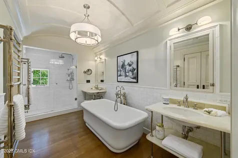 2 Martin Dale Greenwich CT 06830