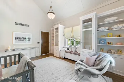 2 Martin Dale Greenwich CT 06830