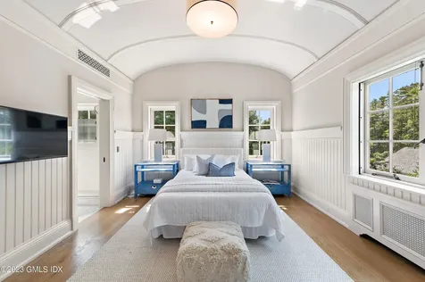 2 Martin Dale Greenwich CT 06830