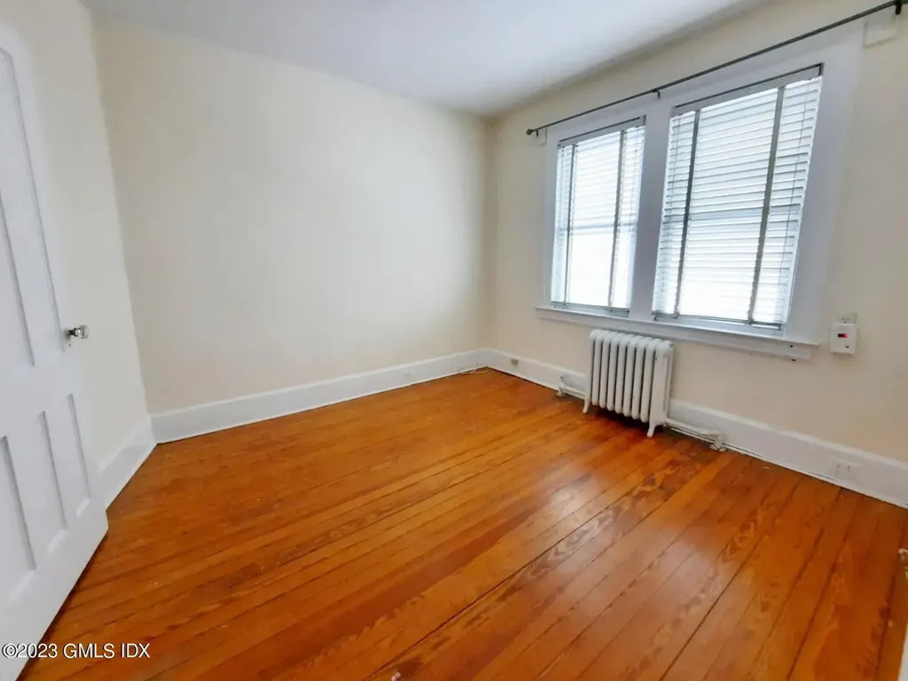 10 Woodland Drive Greenwich CT 06830