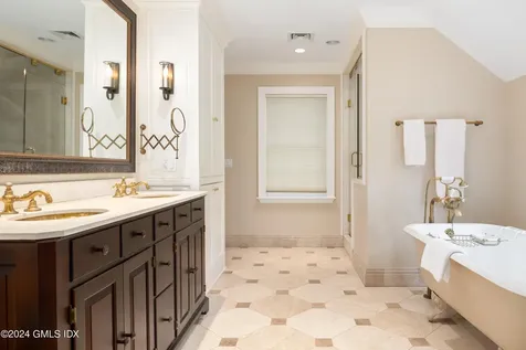 26 Grahampton Lane Greenwich CT 06830