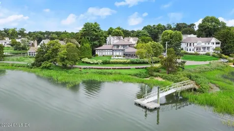4 Cove Ridge Lane Old Greenwich CT 06870