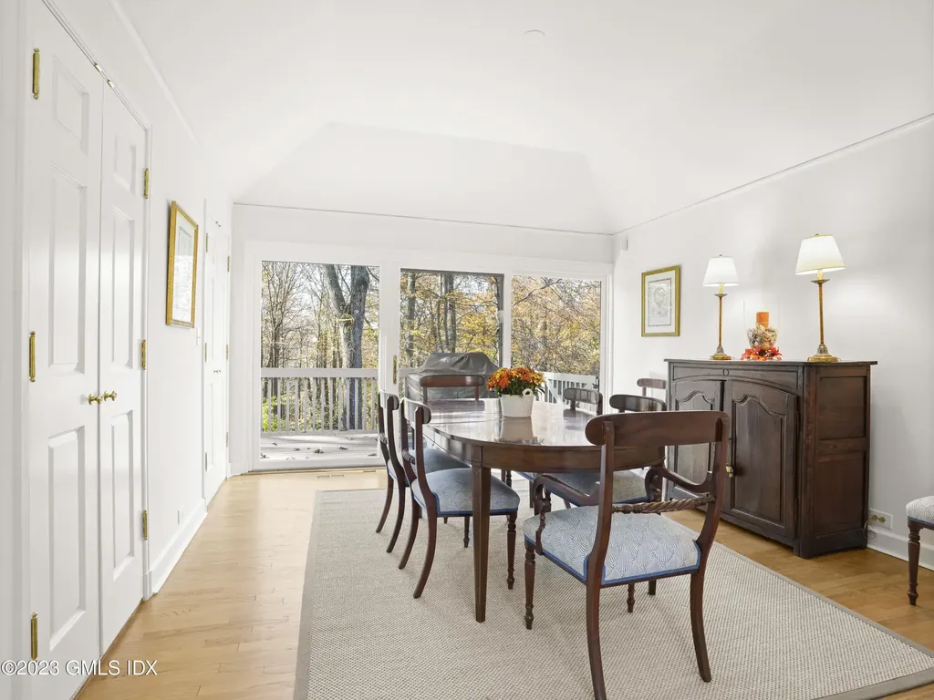 114 W Lyon Farm Drive Greenwich CT 06831