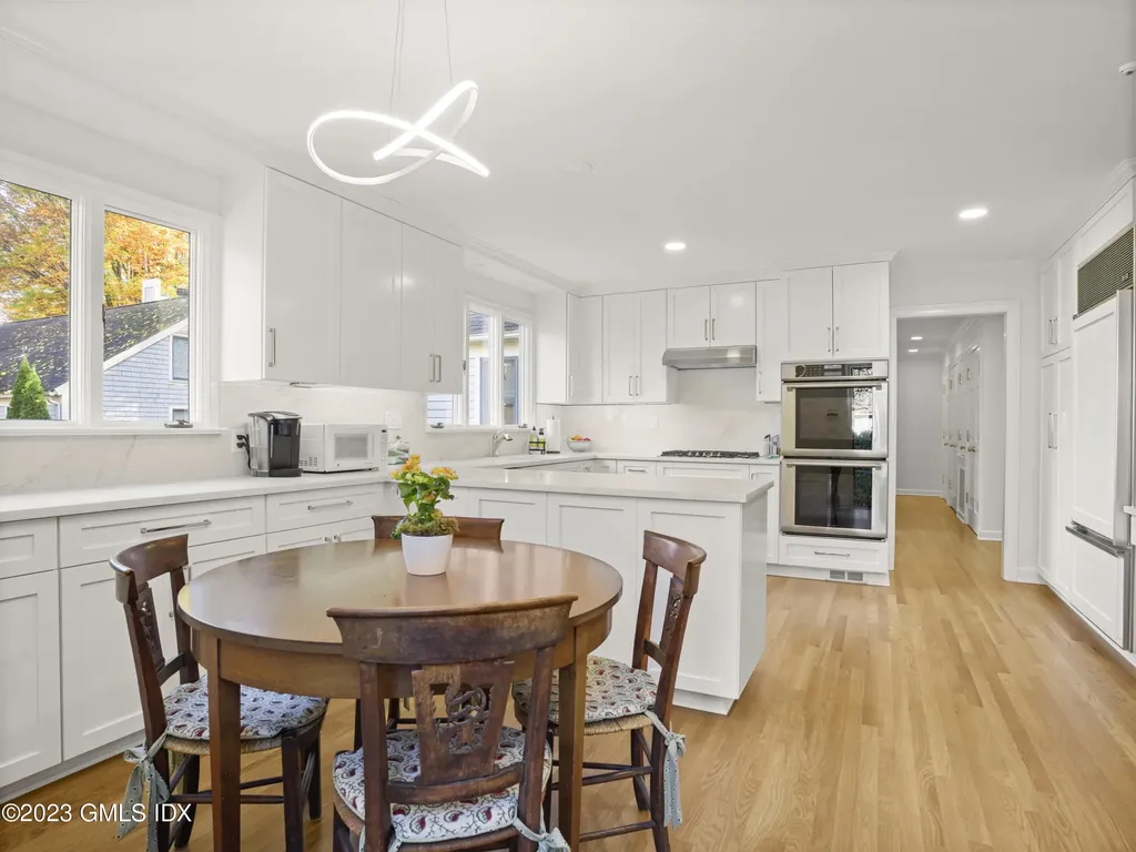 114 W Lyon Farm Drive Greenwich CT 06831